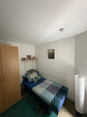 UW Room Right